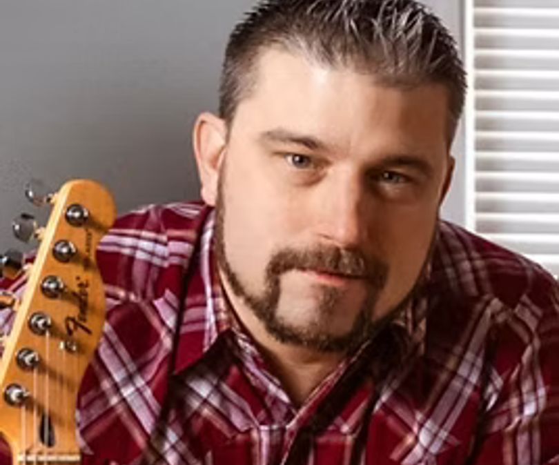 Aaron Burbee of The Straight A's Band