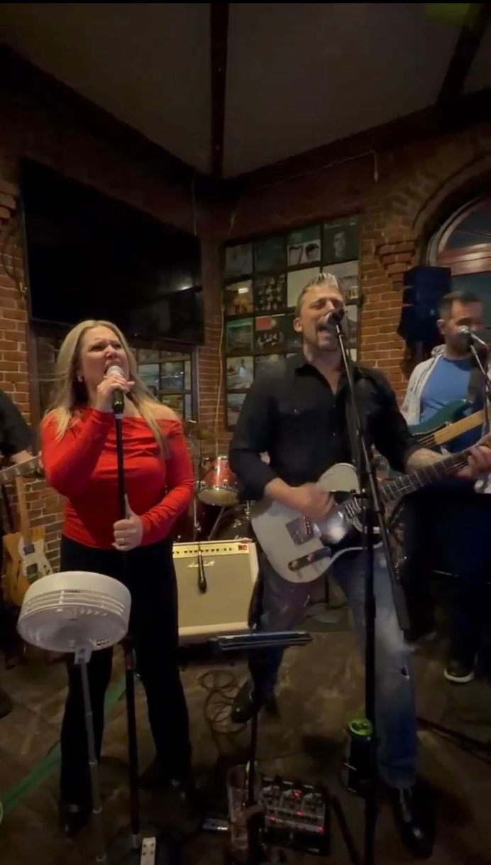The Straight A’s Band performing live