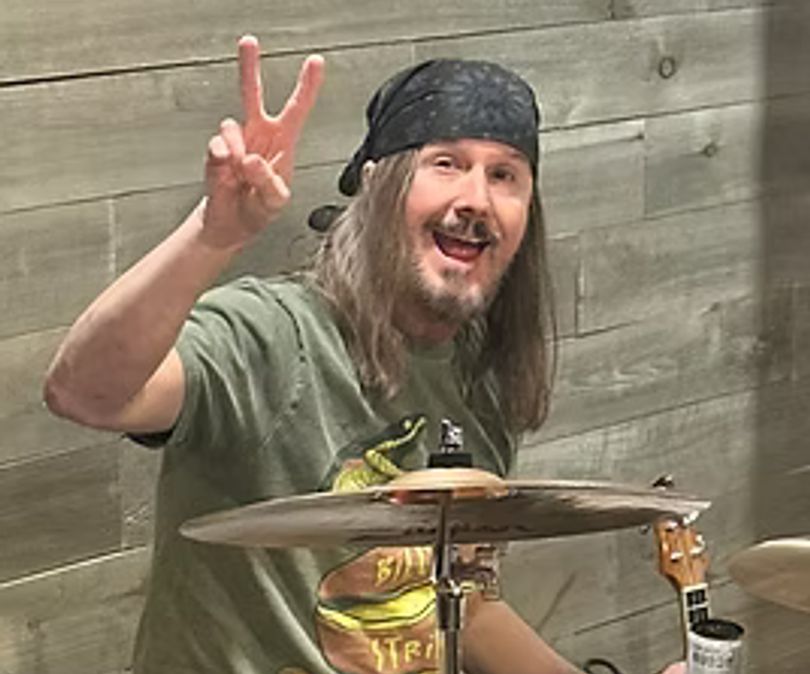 Shane Animal Hooker of The Straight A’s Band